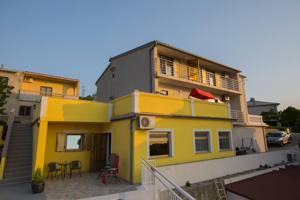 Apartments Zora Senj  Bagian luar foto